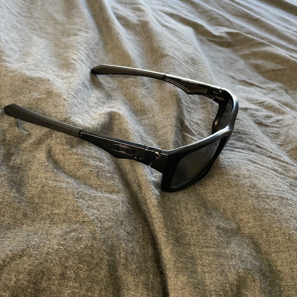 Oakley sunglasses Jupiter squared polarized